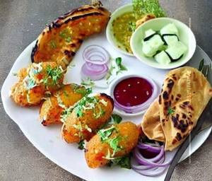 Aloo Nazakat