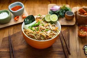 Chicken Phad Thai Noodles