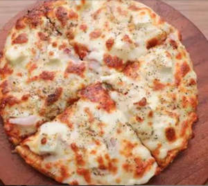 Paneer Onion Pizza