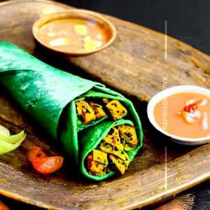 Palak Paneer Roll 