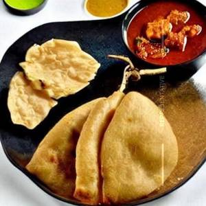 Chicken Kola Puri