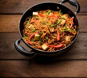 Paneer Burnt Chilly Garlic Noodles