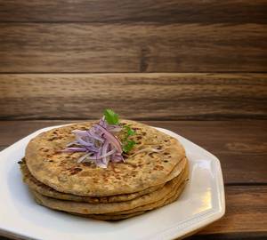 Aloo Pyaz Paratha