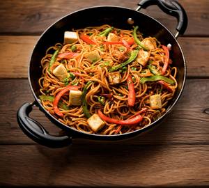 Paneer Hakka Noodles
