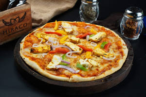 Paneer Tikka & Shashlik Pizza