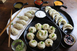 Steam momos [10 pieces] veg