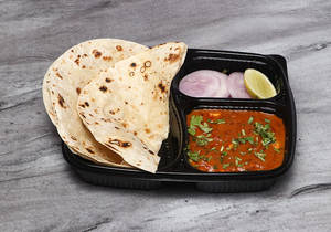 3 Naan With Paneer Butter Masala