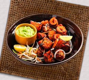 Achari Soya Chaap Tikka [9pieces]