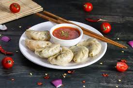 Schezwan momos [10 pieces] chicken