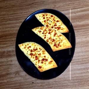 Garlic Cheese Nan