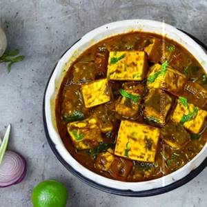 Matar Paneer