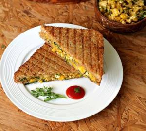 Paneer Grilled Mayo Sandwich