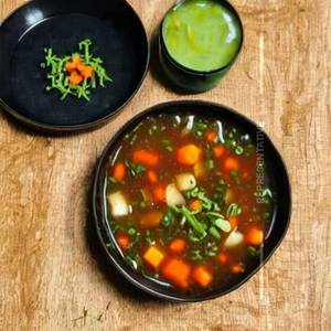 Connsume Vegetable Soup