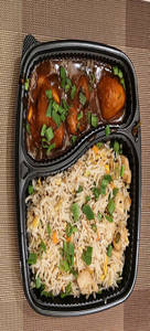 Chicken Fried Rice + Chicken Manchurian Gravy (4pcs)