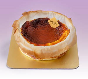 Daniel's Burnt Basque Cheesecake (1/2kg)
