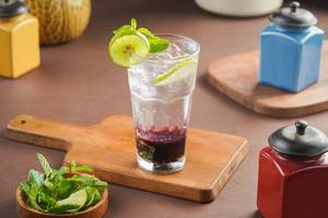 Wild Berry Mojito