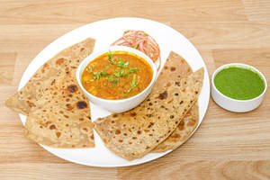 Chhole And Parantha Combo (2 Parantha)