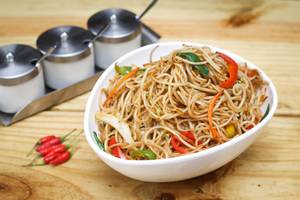 Hakka Noodles