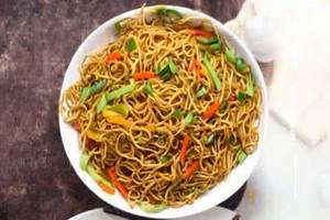 Veg Hakka Noodles