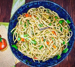 Veg Burnt Garlic Noodles
