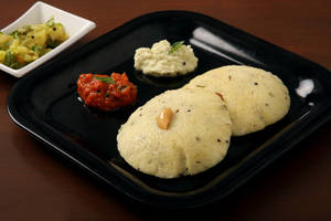 Rava Idli (2 Pcs)