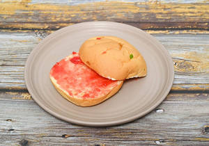 Jam Bun