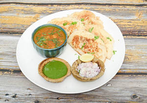 Chhole Kulche Mini Meal