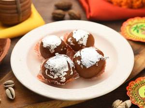Gulab jamun [4 pieces]