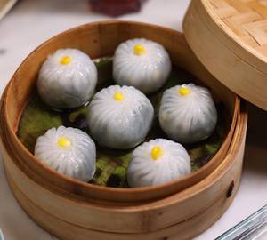 Corn Cheese Spinach Dumpling 6 Pcs