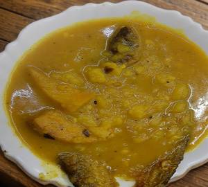 Pabha Fish With Outenga  Curry