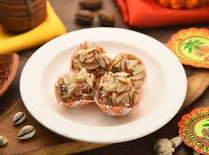 Dry Fruit Nariyal Ladoo