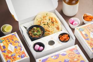 Channa With Baked Kulcha (2 Pcs)