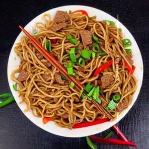 Beef Hakka Noodles