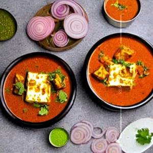 Cinera Special Paneer Curry