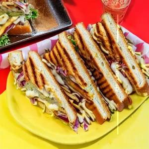 Grilled Chicken Cheese Sandwich