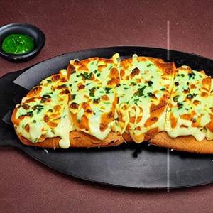 Cheese loaded garlic bread