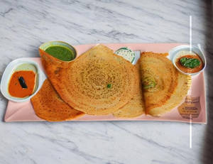 Palak Paneer Masala Dosai