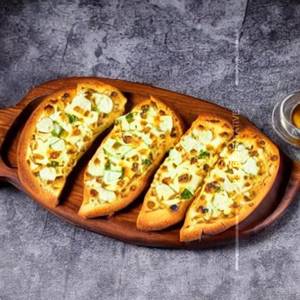 Paneer Garlic Bread 