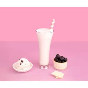 Blueberry 'N White Chocolate Milkshake