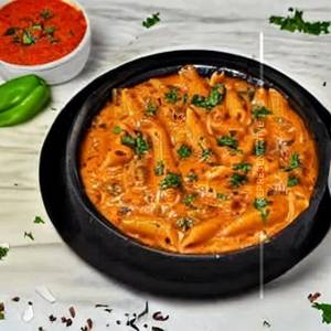 Baked Cheesy Makhani Penne  