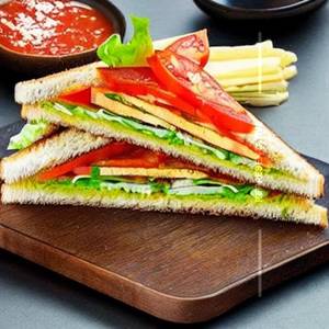 Plain Club Sandwich