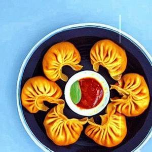 Paneer Cheez Burst Momo
