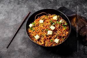 Paneer Hakka Noodles