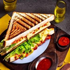 Kalhapuri Sandwich