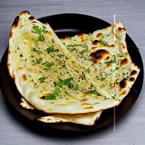 Cheese Garlic Naan