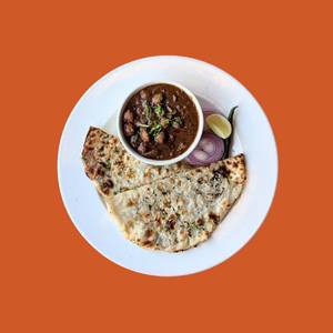 Chole + Kulche