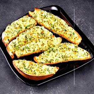 Supreme Treat Garlic Bread