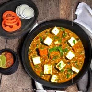 Matar Paneer