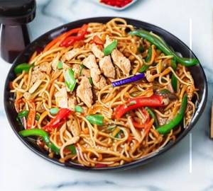 Chilli Garlic Chicken Noodles 