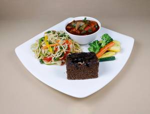 Chicken in Black Pepper Sauce Meal Box